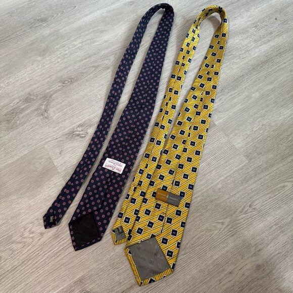 Robert Talbott Set of 2 Silk Navy & Yellow Geometric and Floral Neck Ties - Picture 3 of 7